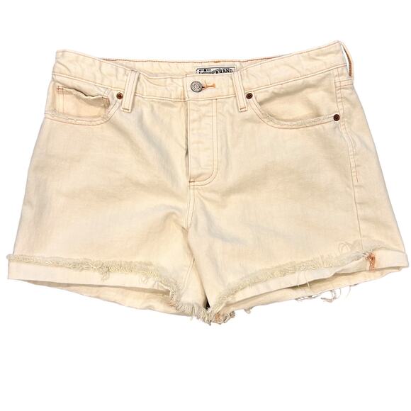 Lucky Brand Boyfriend Buttonfly Shorts in Off White Contrast Stitch 6/28 (32) - Picture 1 of 10